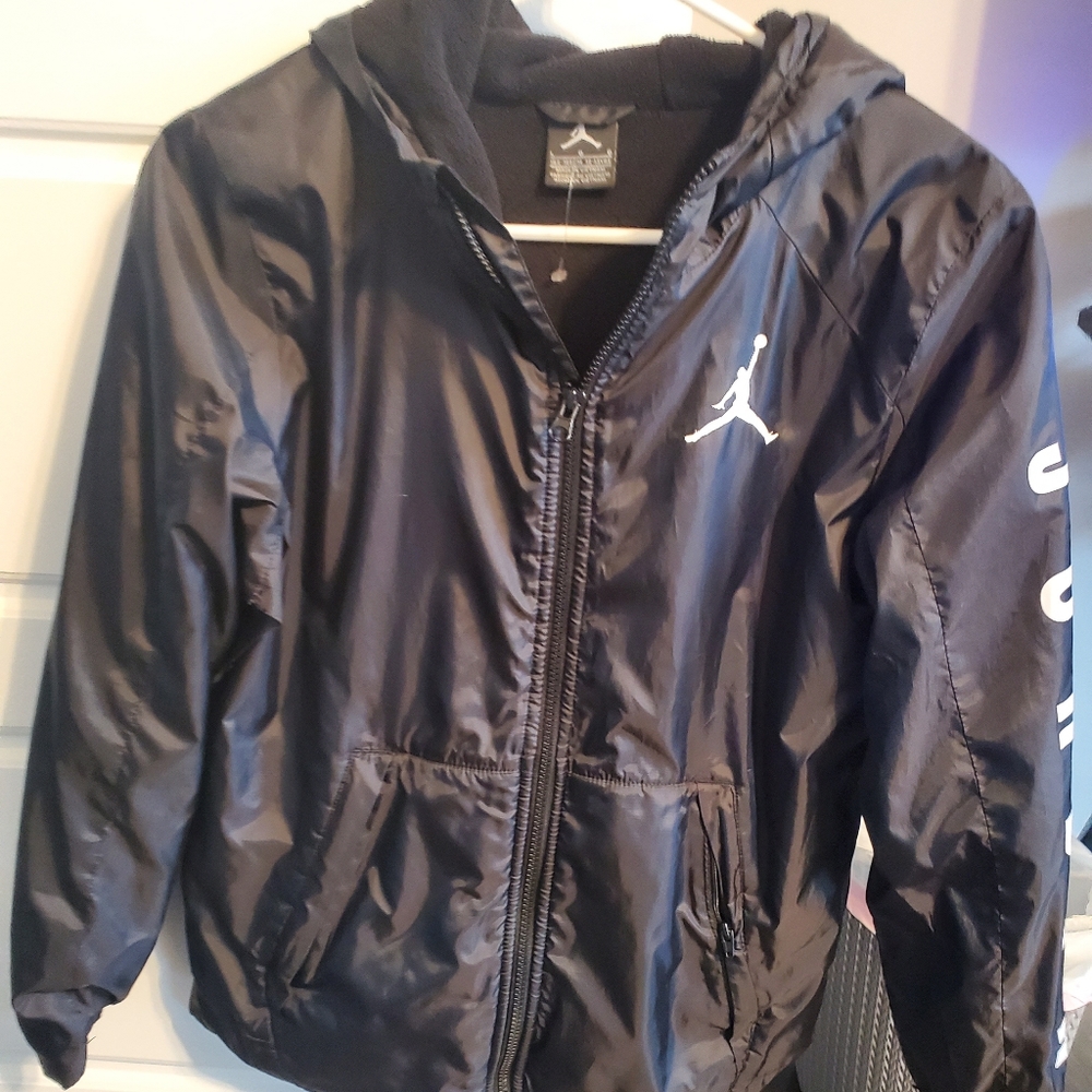 Nike Jordan Boys zip up jacket with hood